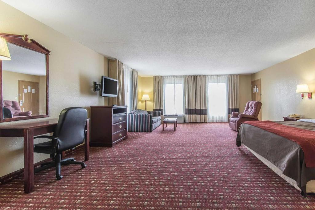 Quality Inn Andalusia Luaran gambar