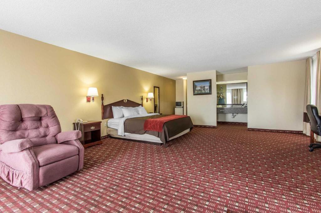 Quality Inn Andalusia Luaran gambar