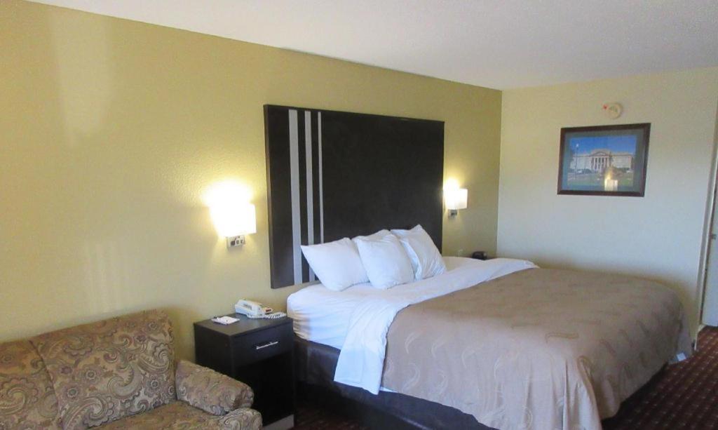 Quality Inn Andalusia Luaran gambar