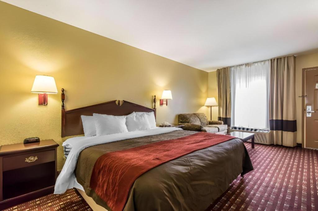 Quality Inn Andalusia Luaran gambar