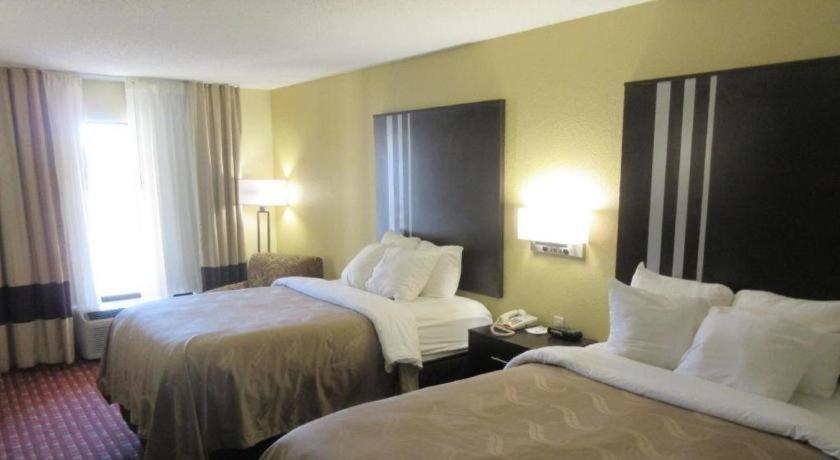 Quality Inn Andalusia Luaran gambar