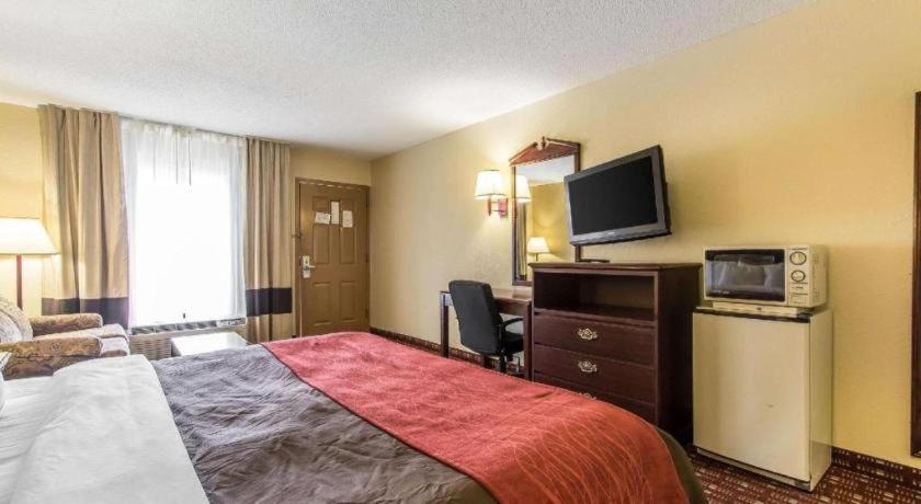 Quality Inn Andalusia Luaran gambar